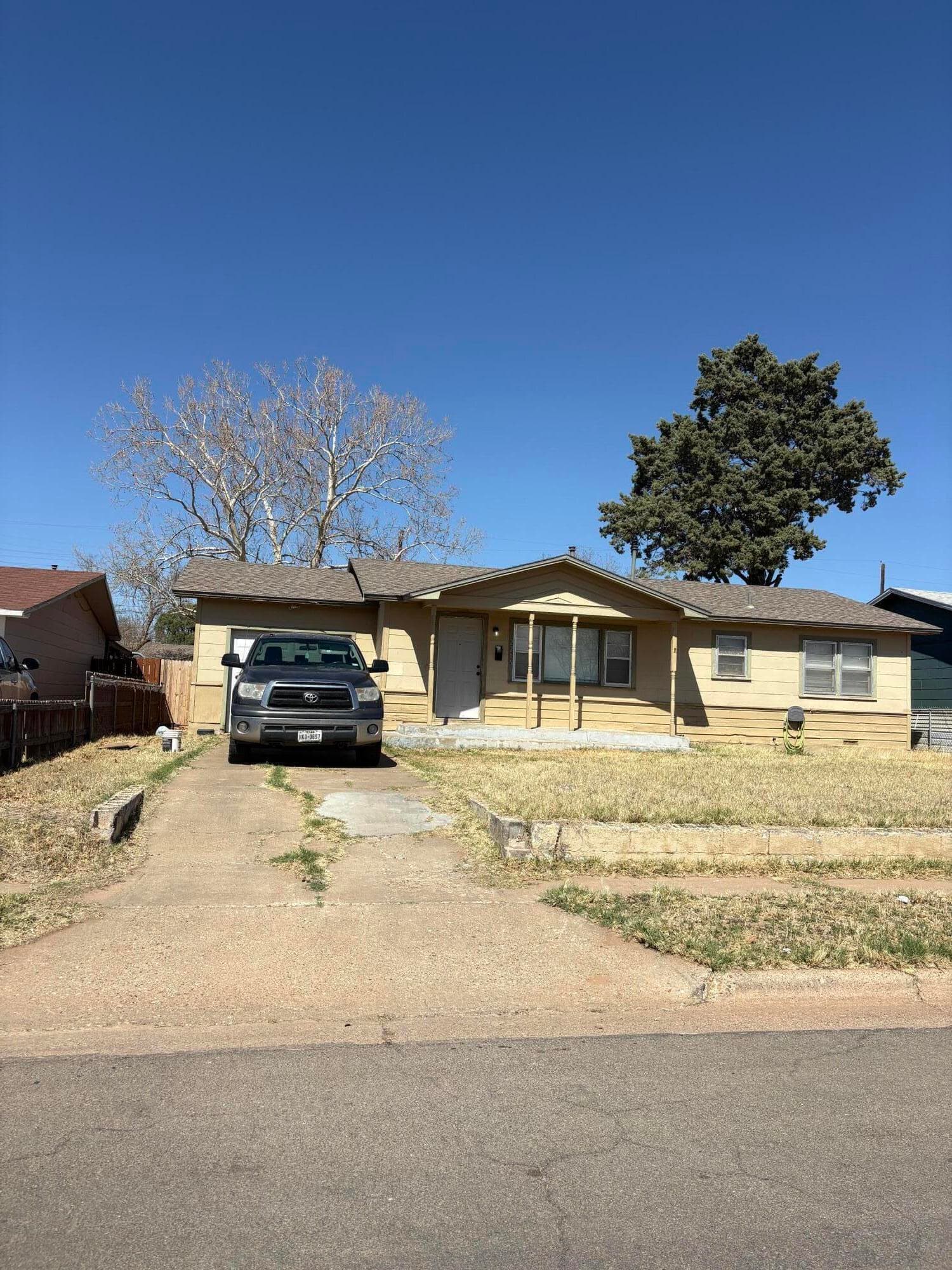 2216 39th Street - Image 1