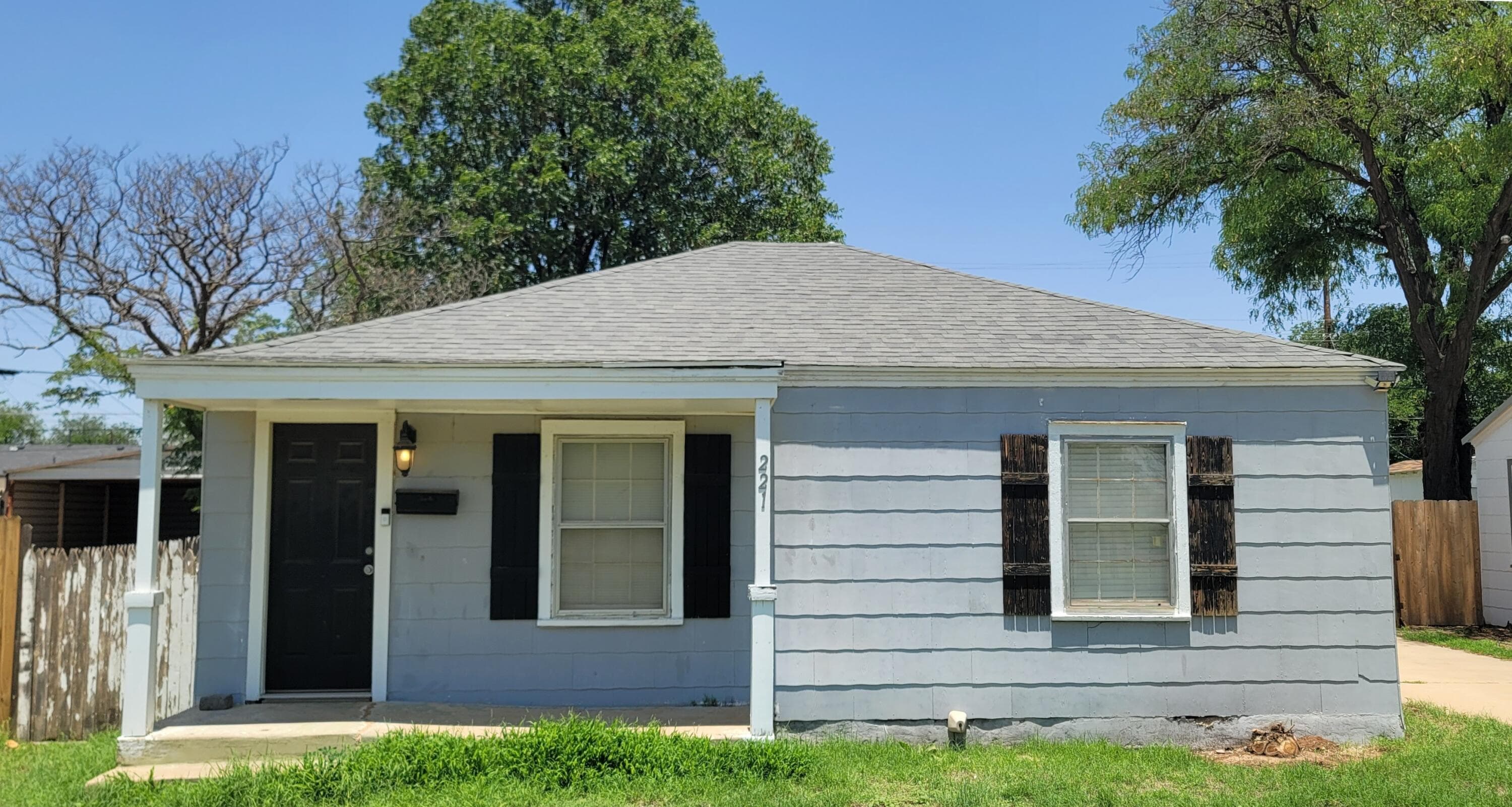 2214 40th Street - Image 1