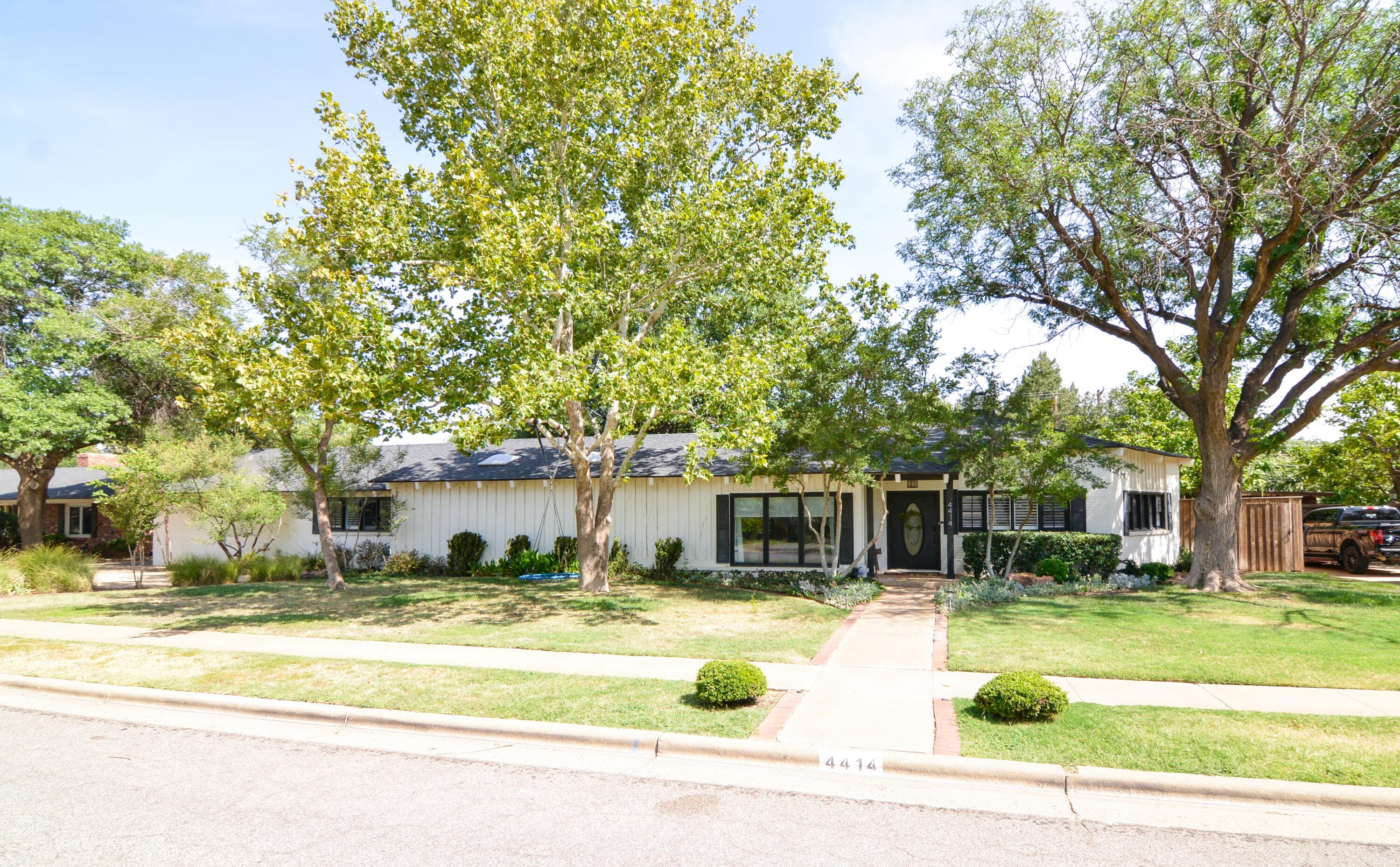 4414 10th Street - Image 1