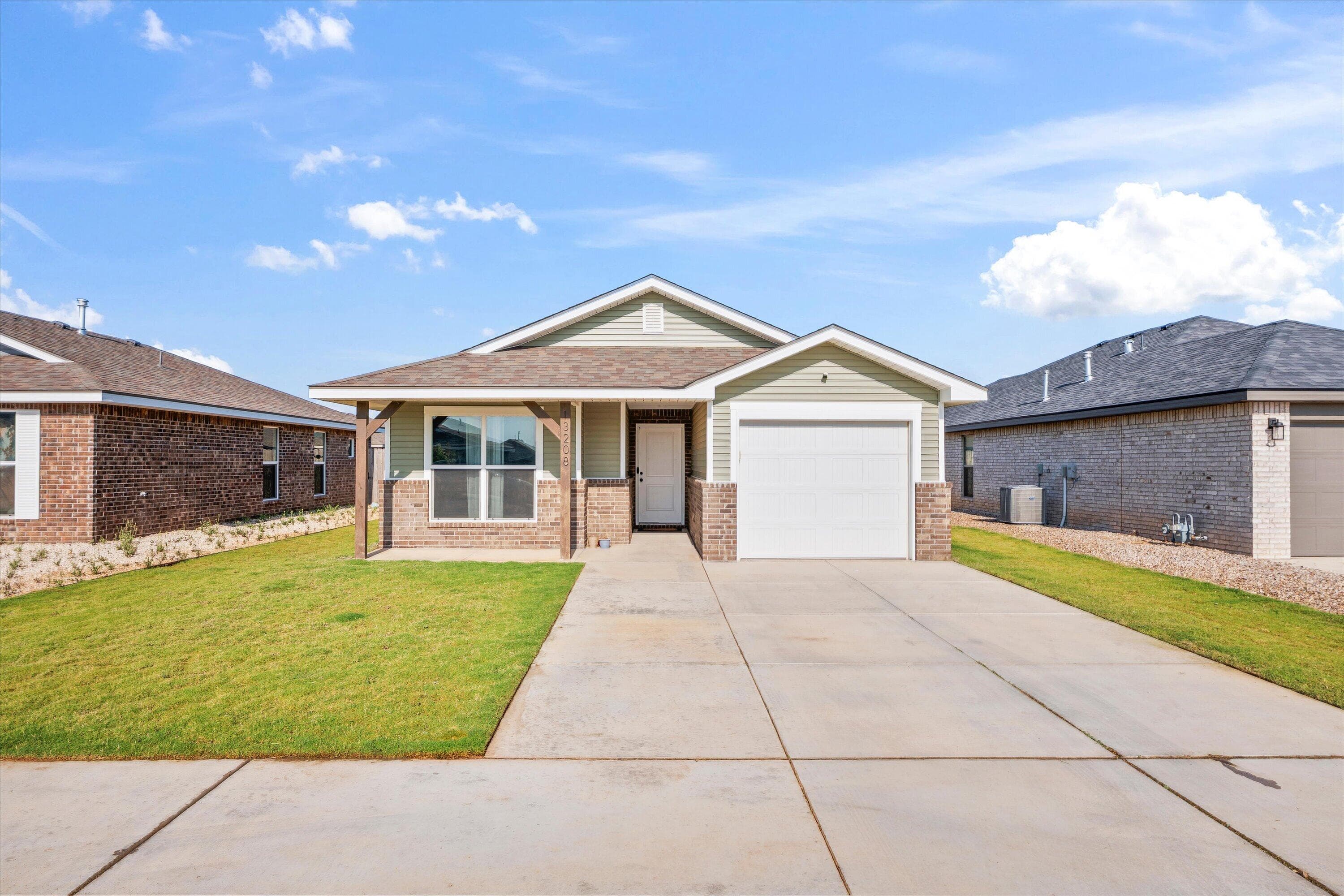 13208 Avenue S - Image 1