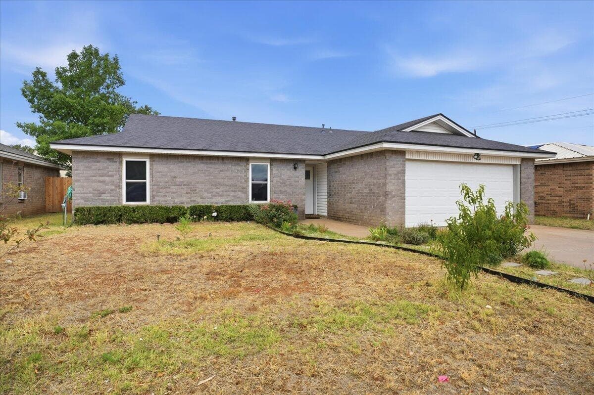 1104 Genoa Avenue - Image 1