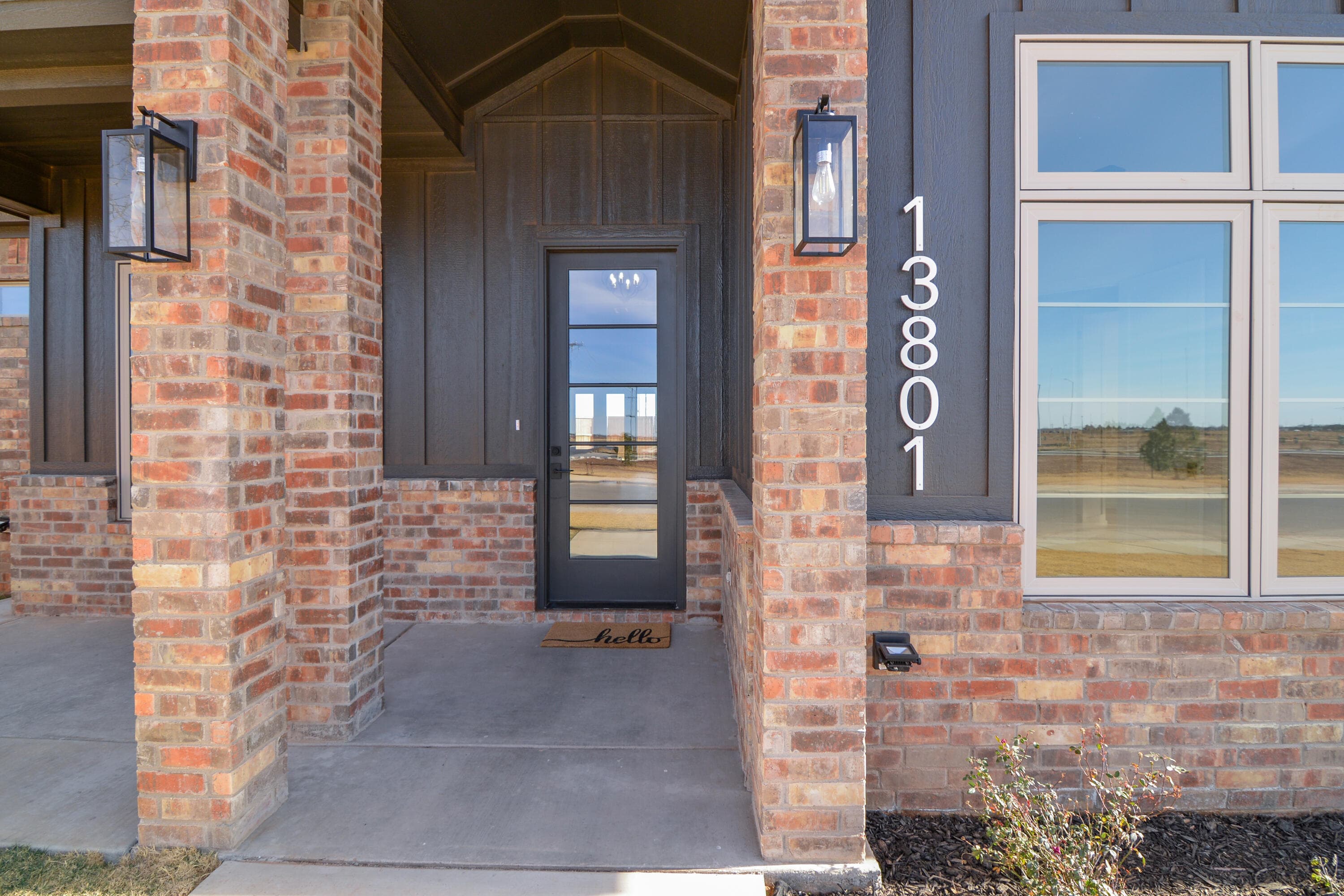 13801 Uxbridge Avenue - Image 1