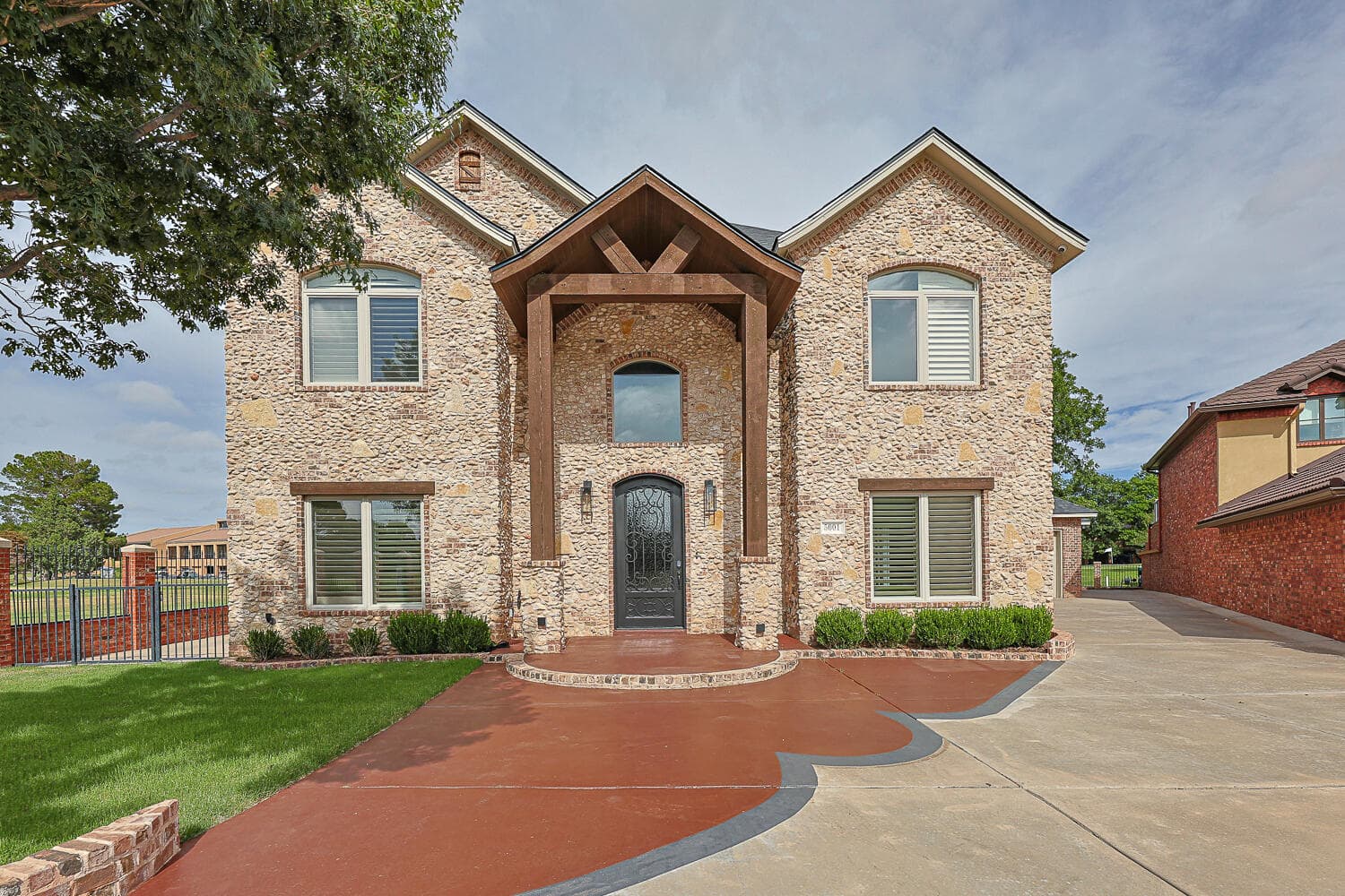 5001 91st Street - Image 1