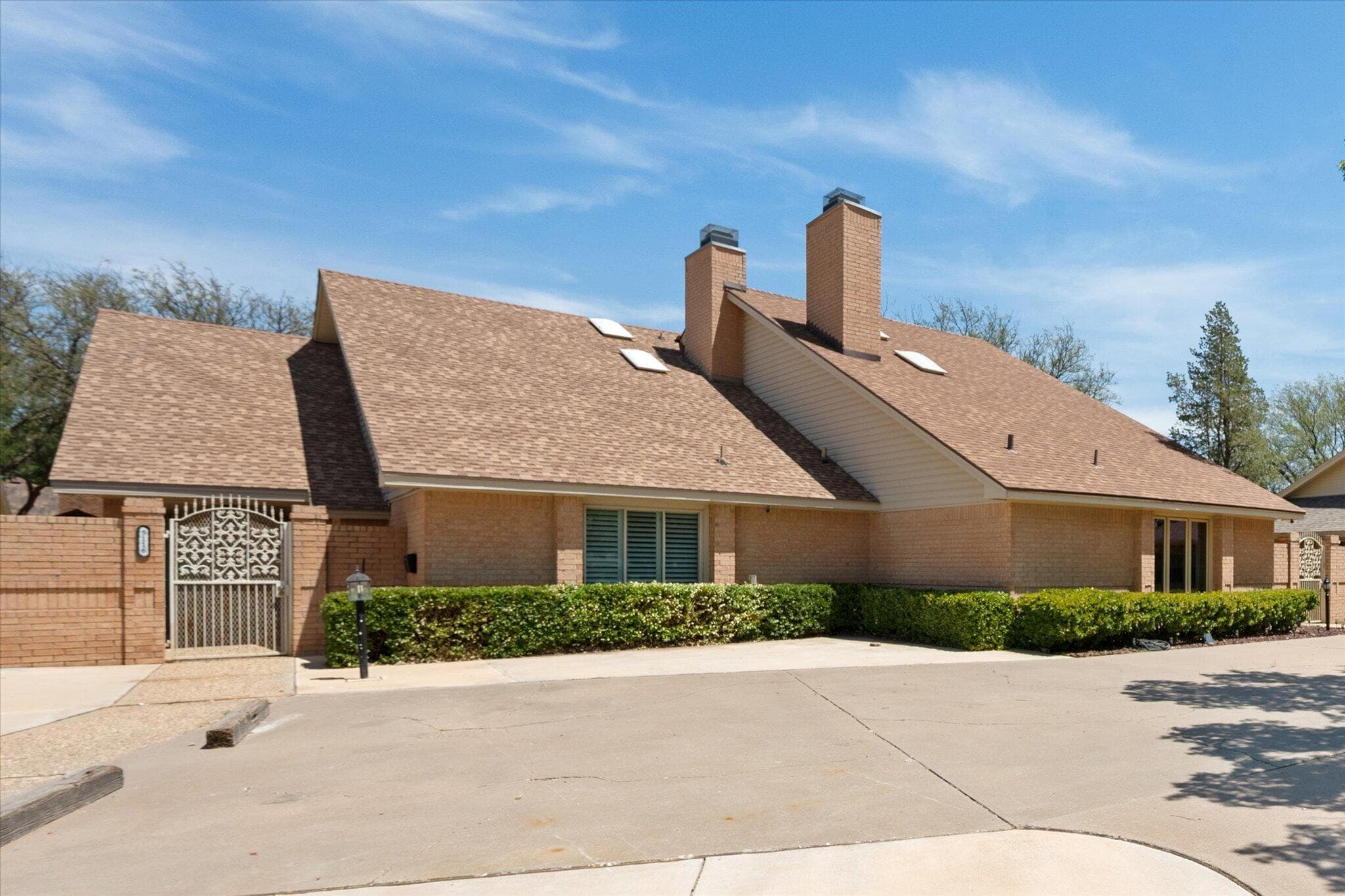 5116 Whisperwood Boulevard - Image 1