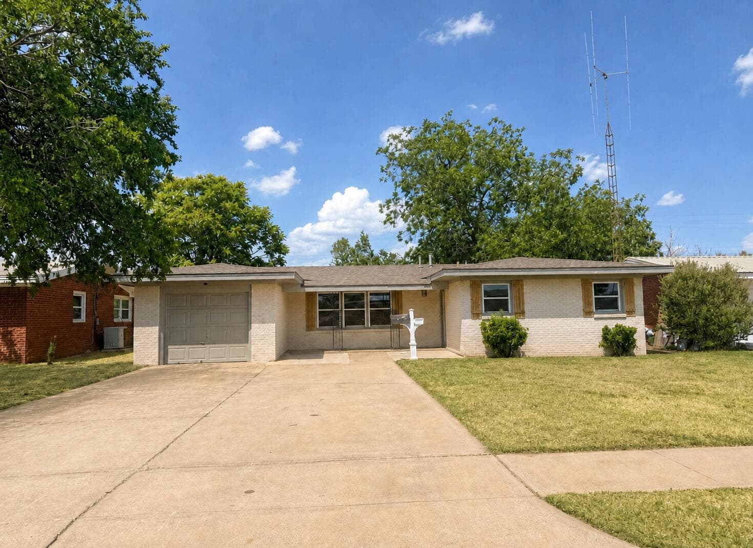 4818 46th Street - Image 1