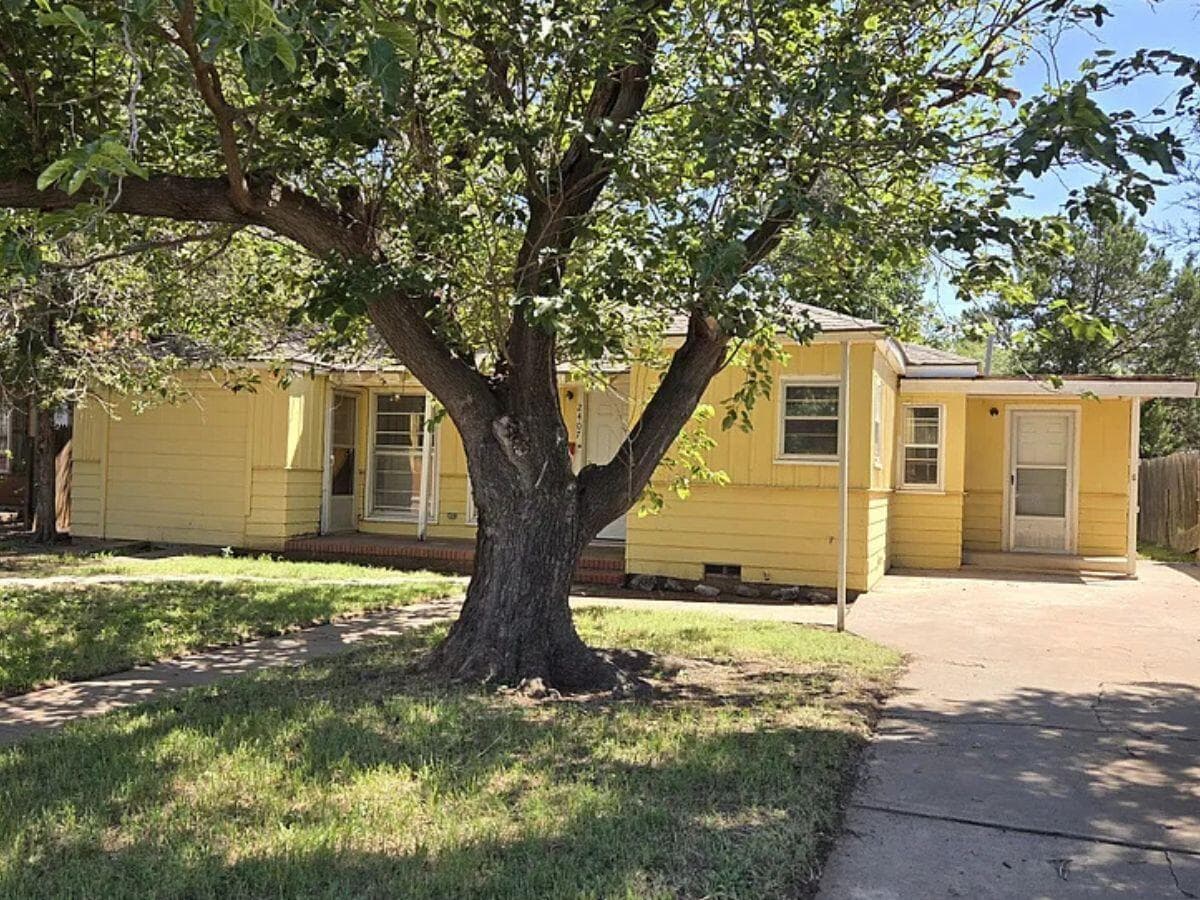 2407 28th Street - Image 1