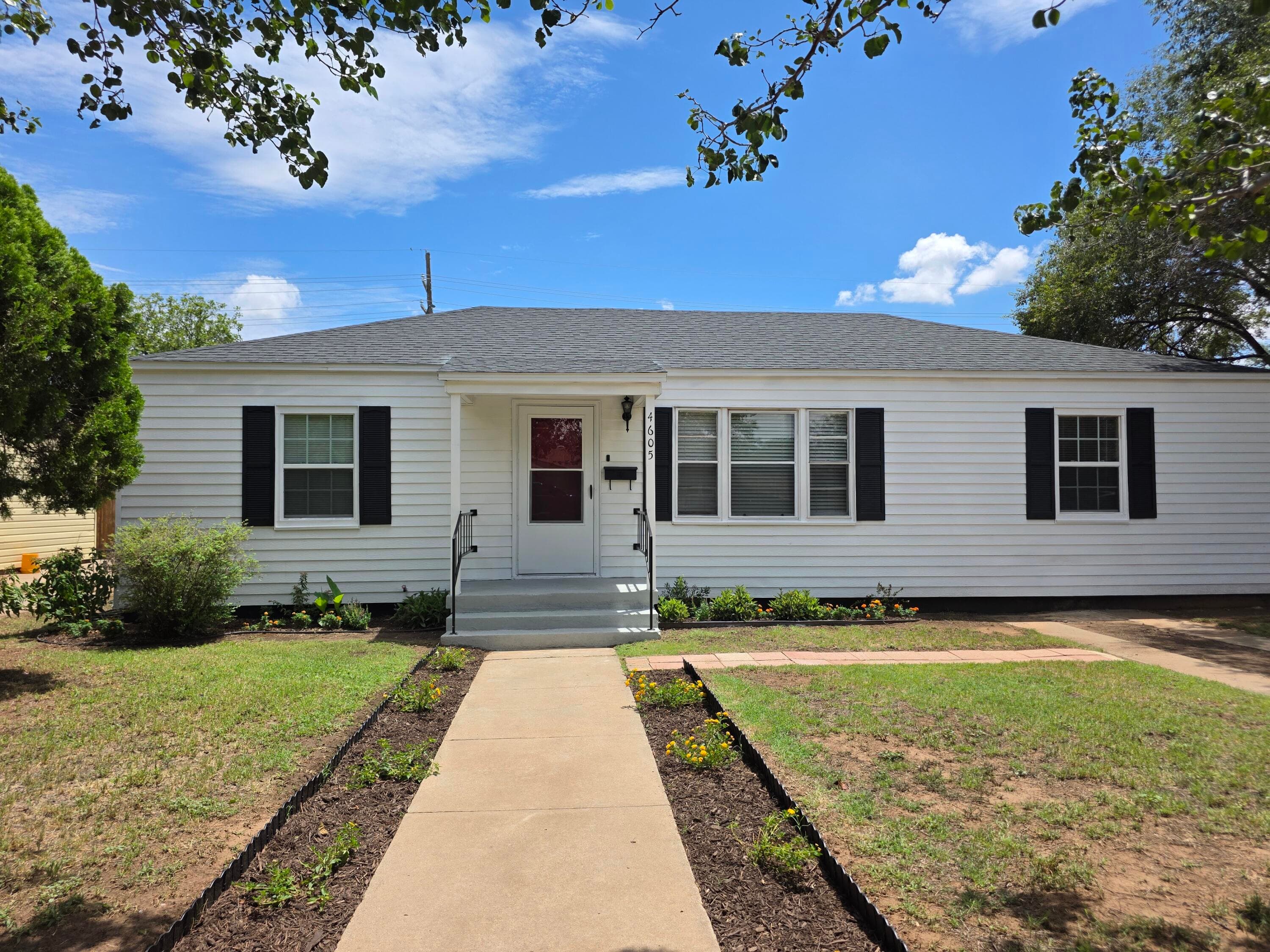 4605 32nd Street - Image 1