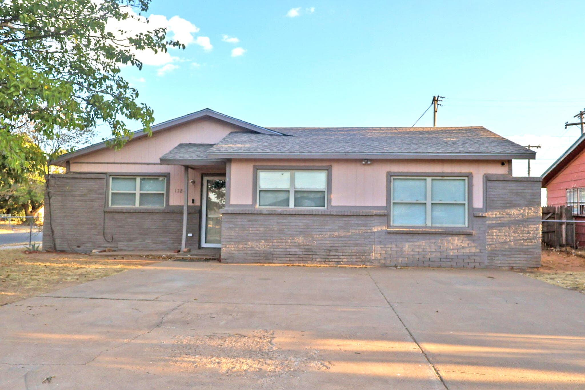 1724 E 2nd Place - Image 1