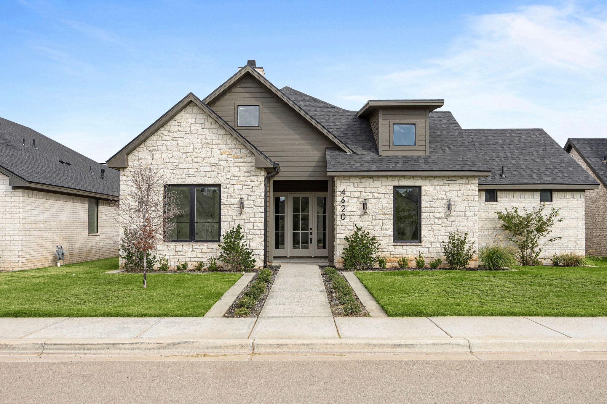 4620 138th Place - Image 1