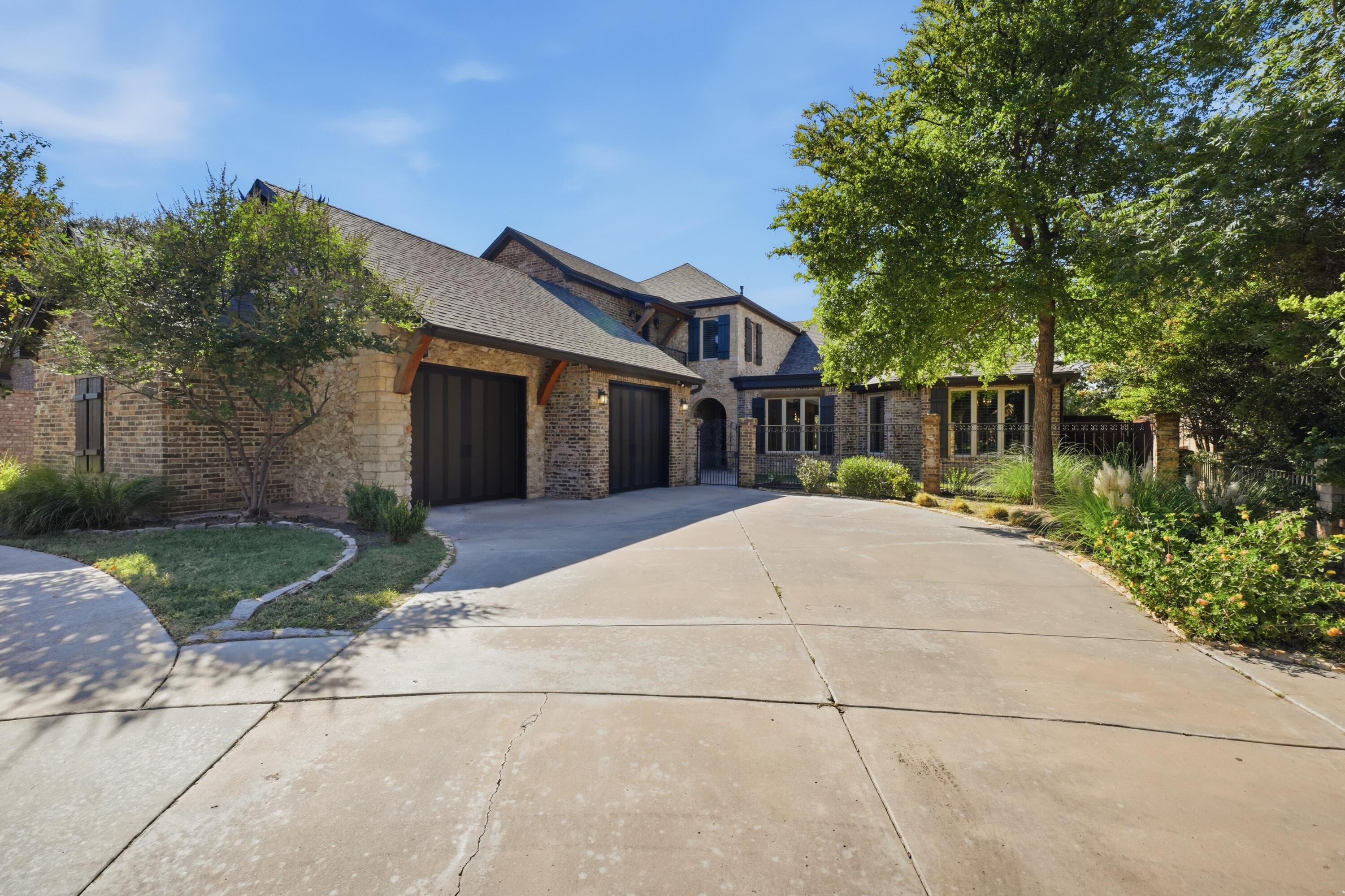 5010 91st Street #16 - Image 1