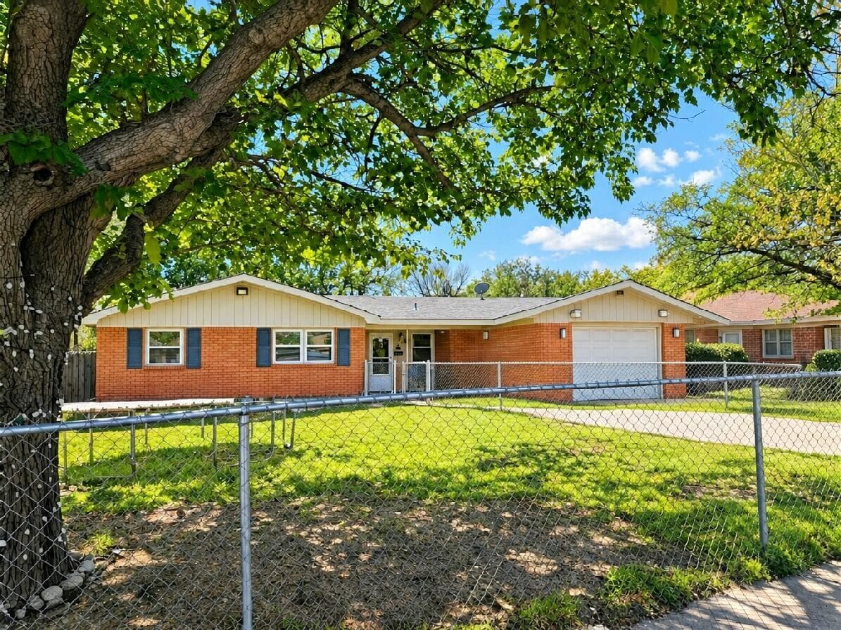 4615 45th Street - Image 1