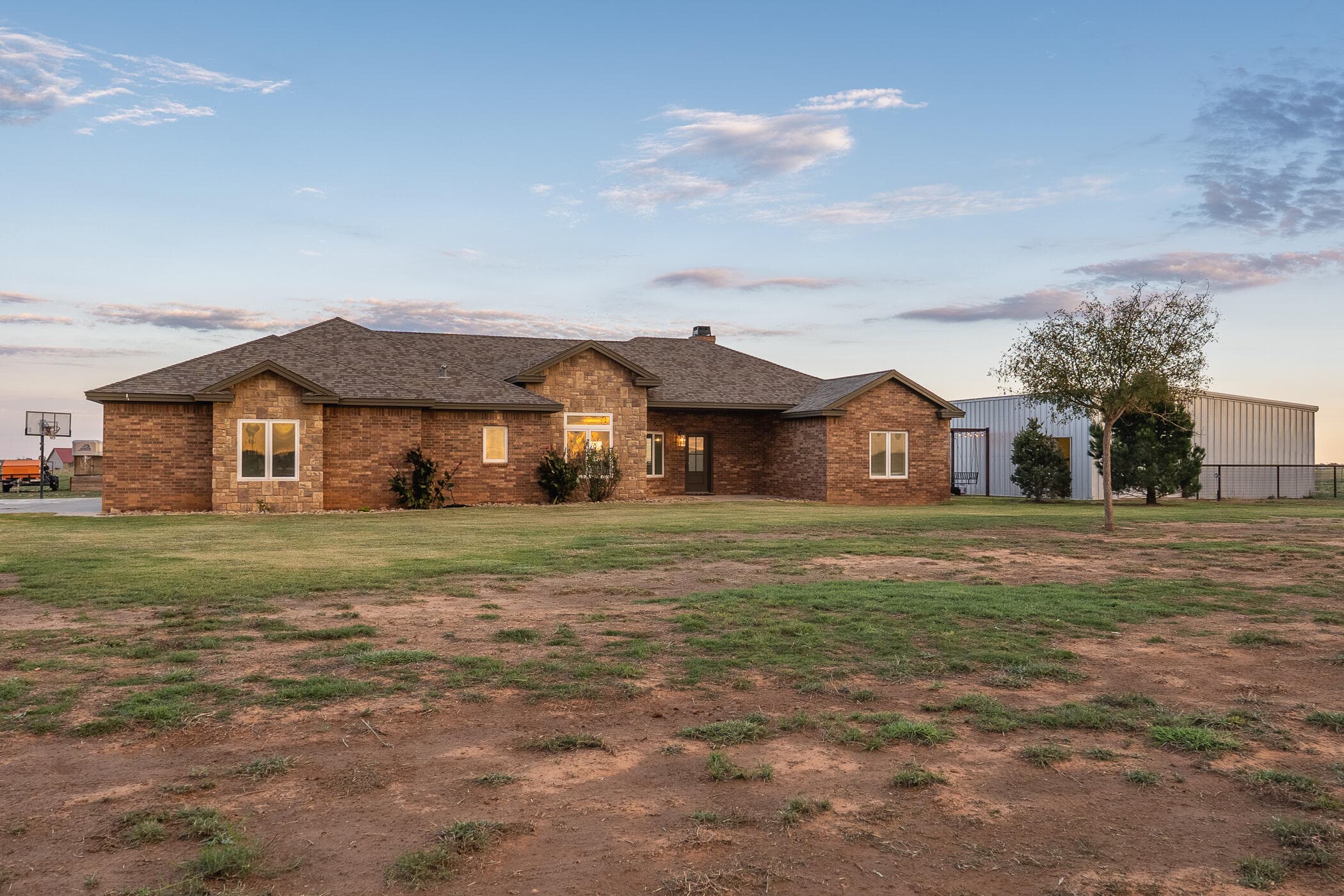 14022 N County Rd 1400 - Image 1