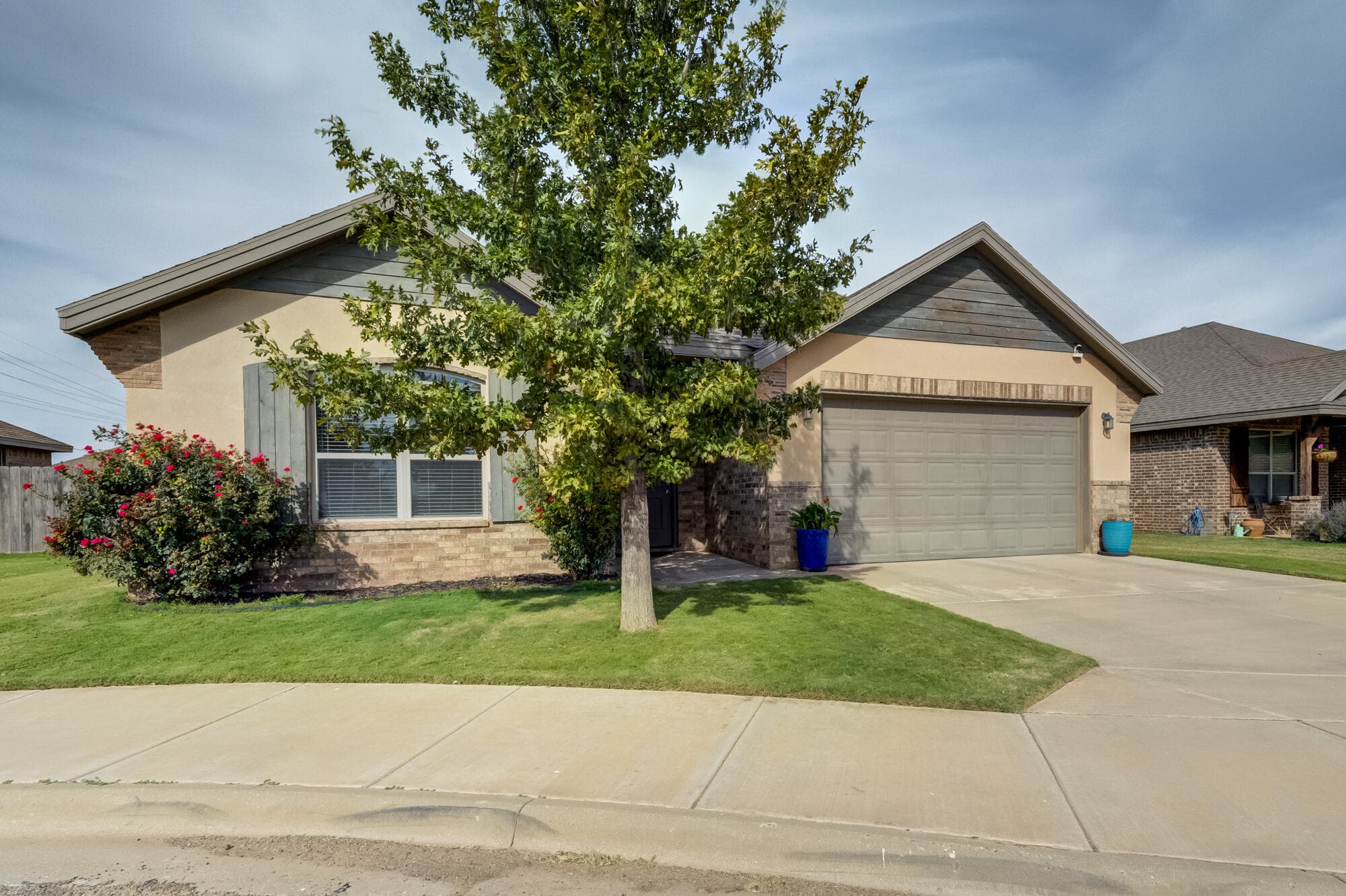 5242 Jarvis Street - Image 1