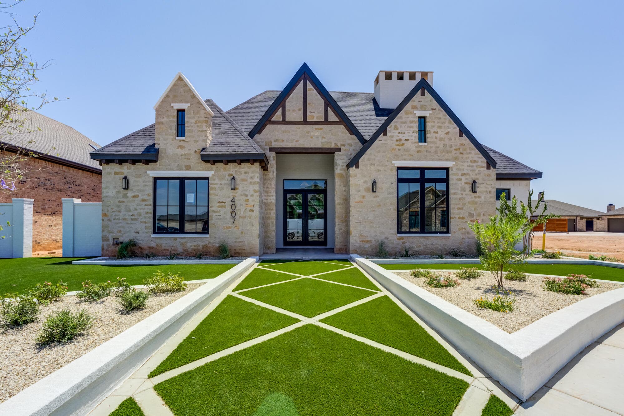4007 150th Street - Image 1