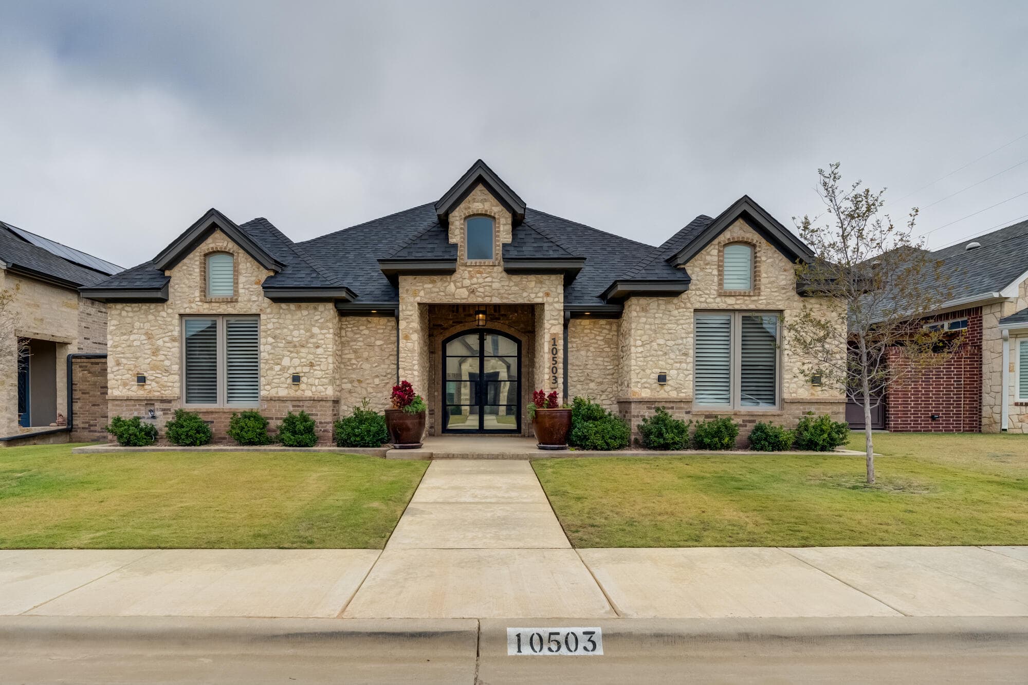10503 Troy Avenue - Image 1
