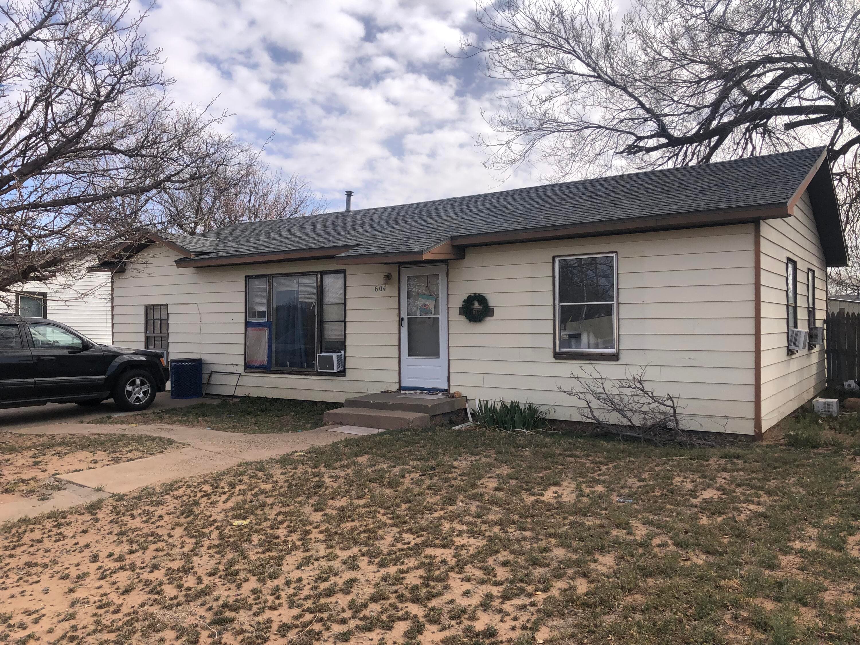 604 N Indiana Avenue - Image 1