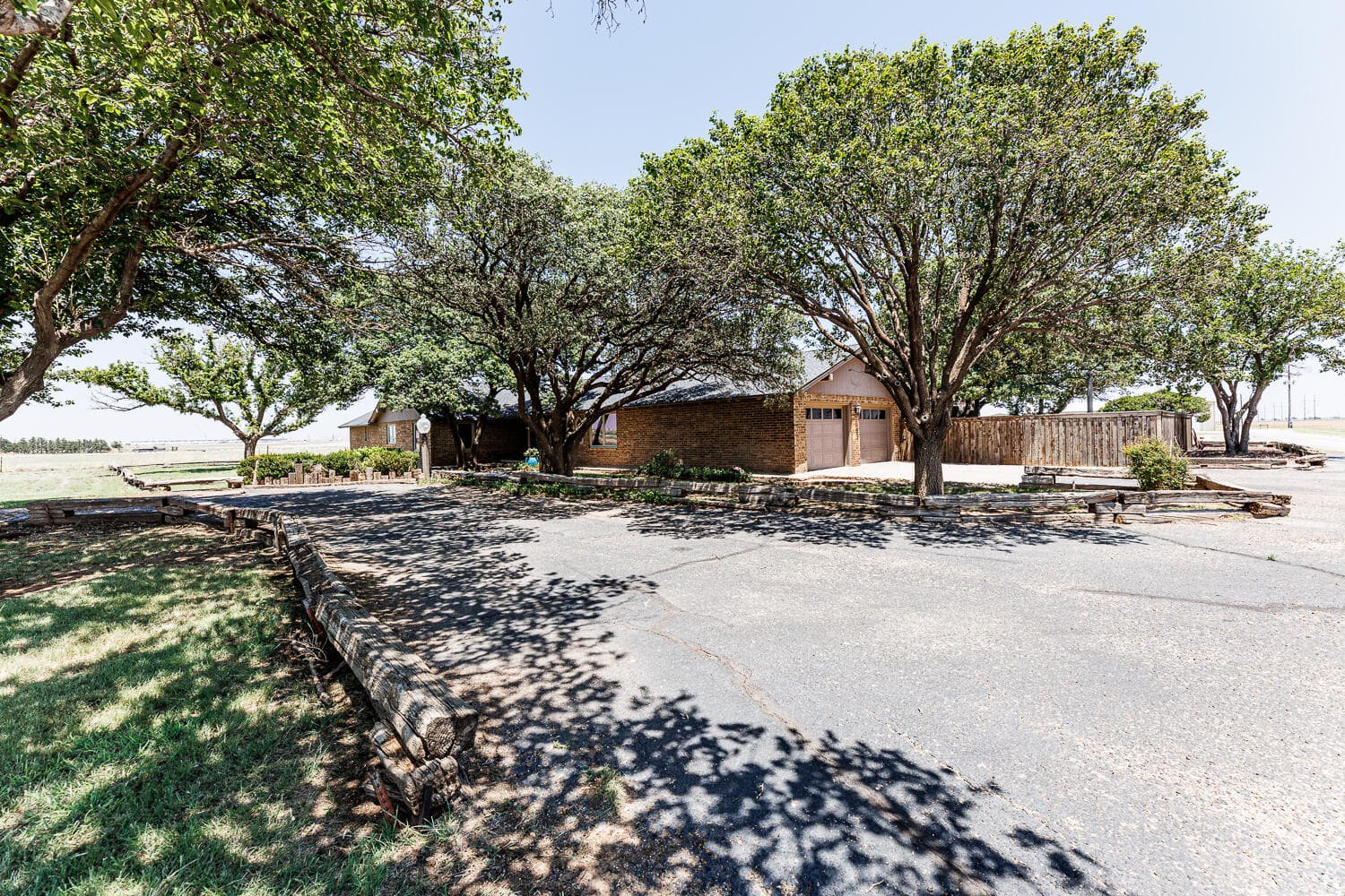 3261 I-27 - Image 1