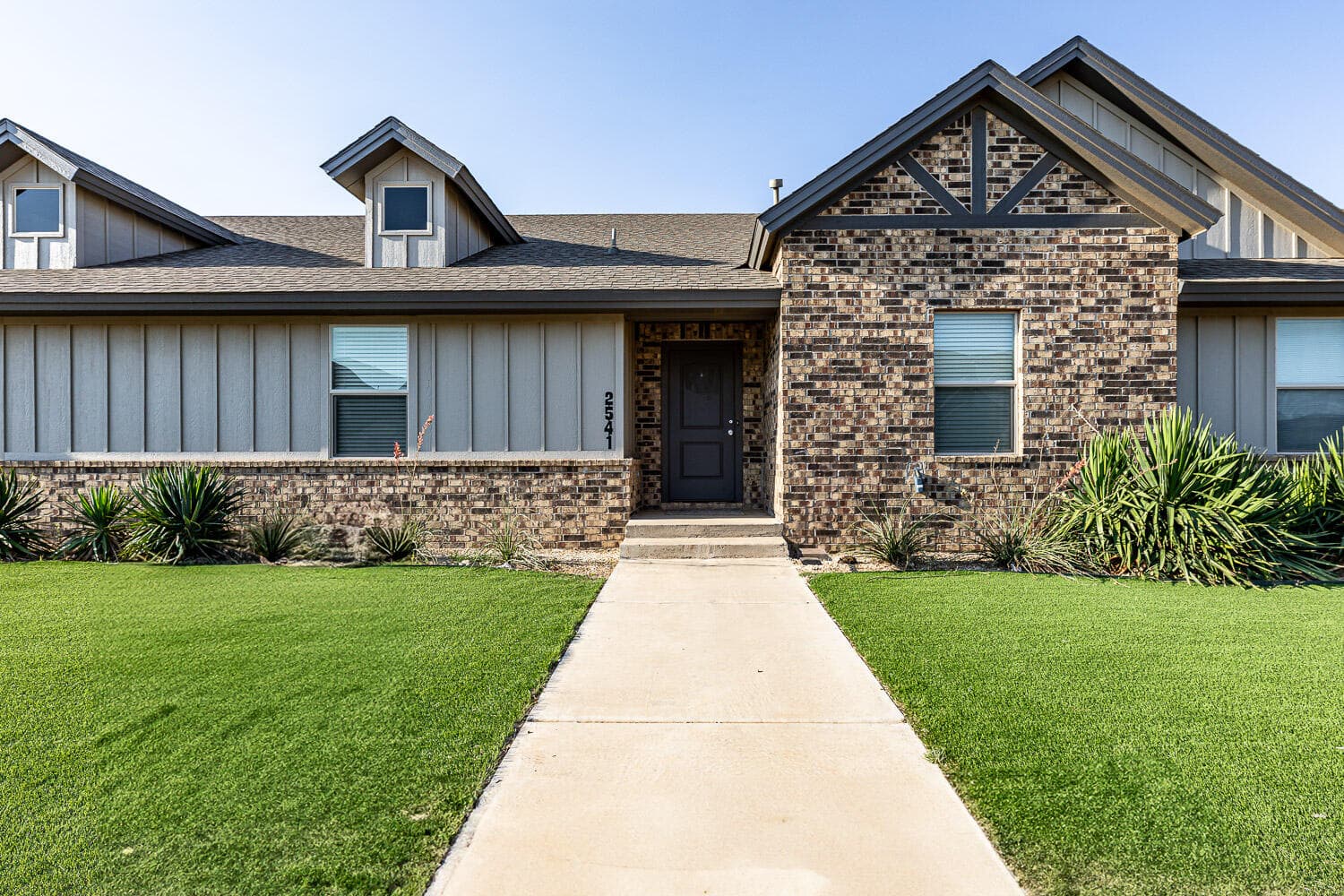 2541 137th Street - Image 1